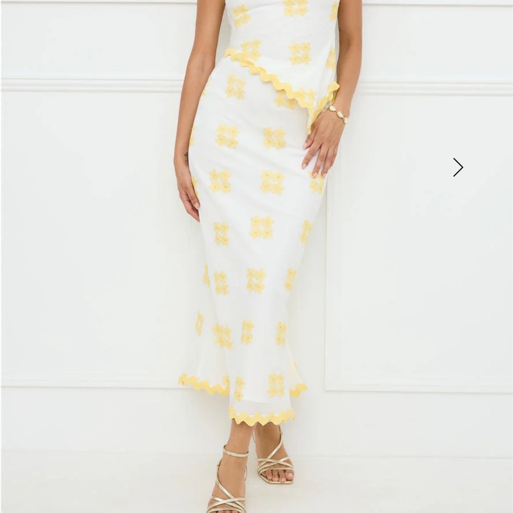 Hello Molly Yellow and White Embellished Midi Skirt